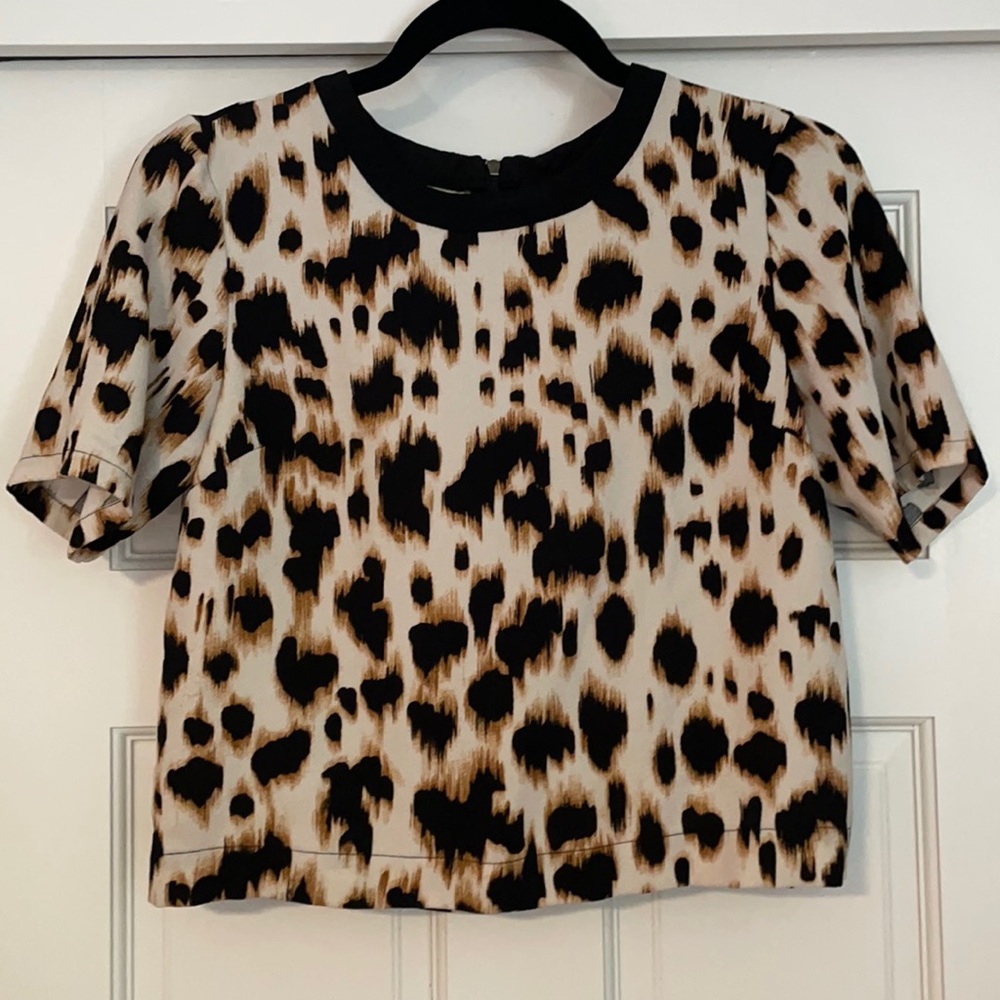 Leopard print top